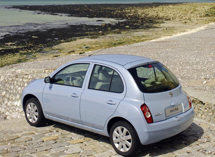  Nissan Micra 5-Door 2005 года  (фото 3 из 6)